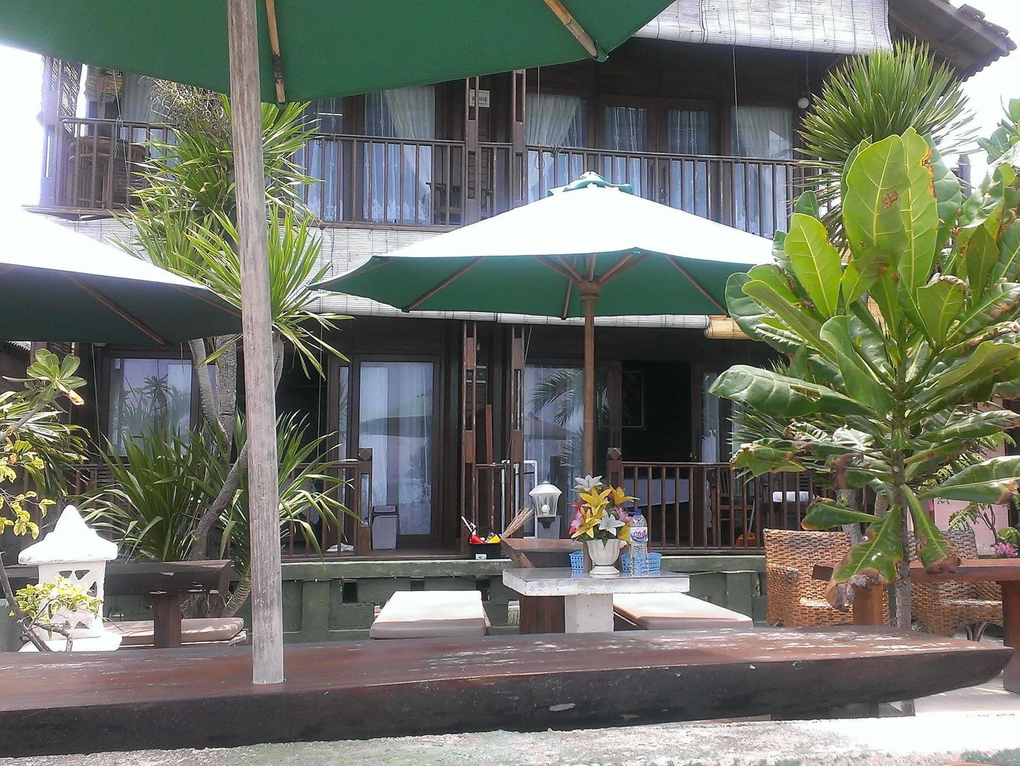 Lembongan Made Inn Nusa Lembongan Buitenkant foto