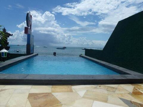 Lembongan Made Inn Nusa Lembongan Buitenkant foto